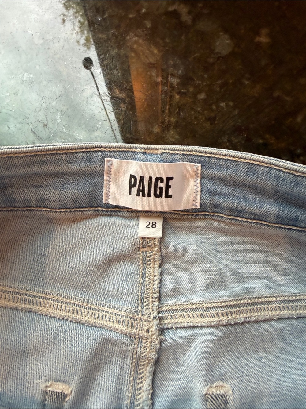 NWOT Paige Connie Jean. “Yuri” Wash. Patch Pockets. Wide Leg. Sz 28. Stretch. - Picture 3 of 8